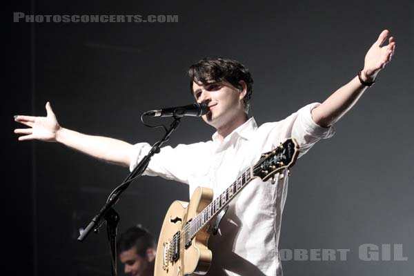 VAMPIRE WEEKEND - 2013-05-29 - PARIS - Casino de Paris - 